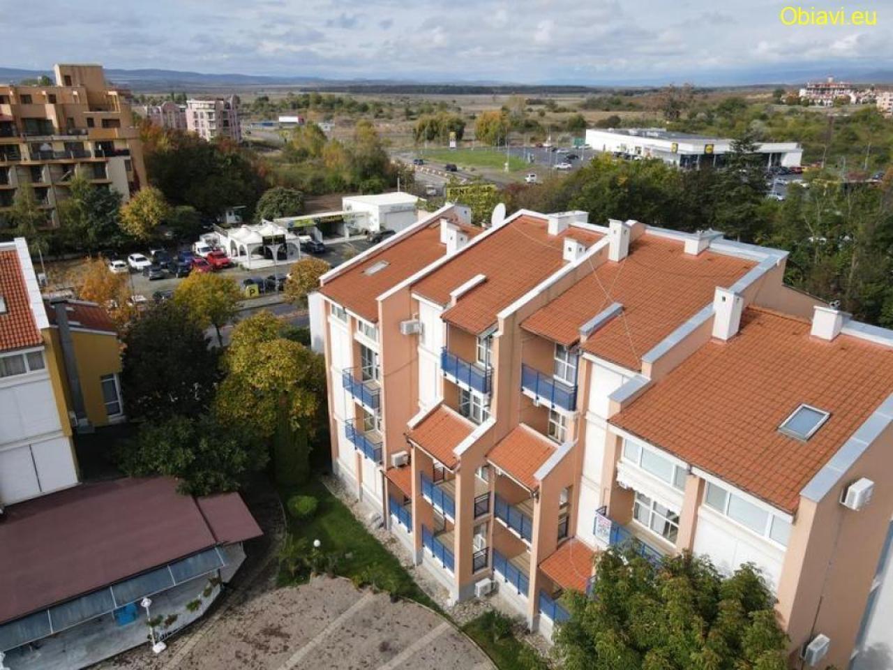Продавам тристаен апартамент в Слънчев бряг Продавам тристаен апартамент в Слънчев бряг