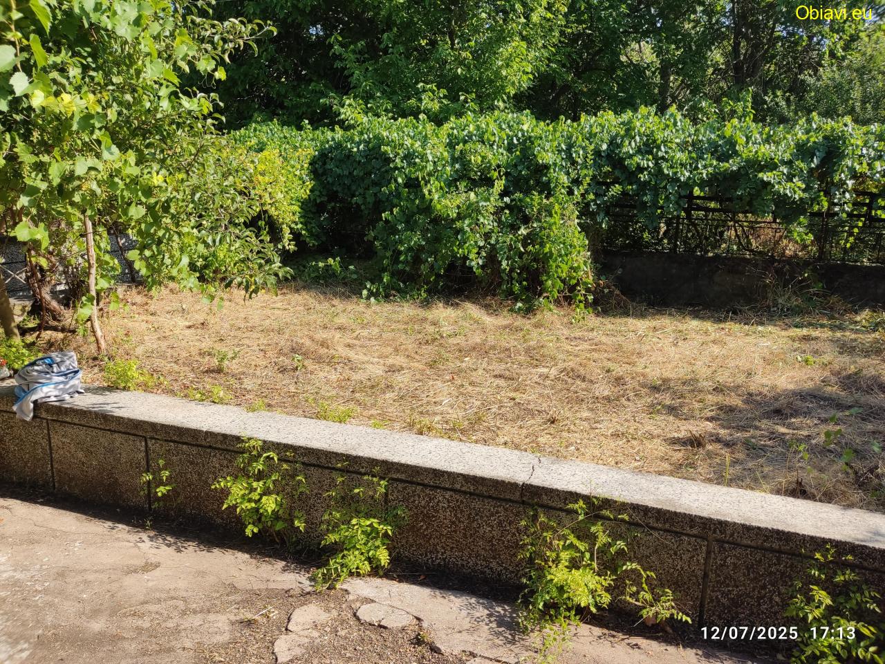 ДВЕ къщи + ПАРЦЕЛ за продажба, на 20 км от гр Стара Загора