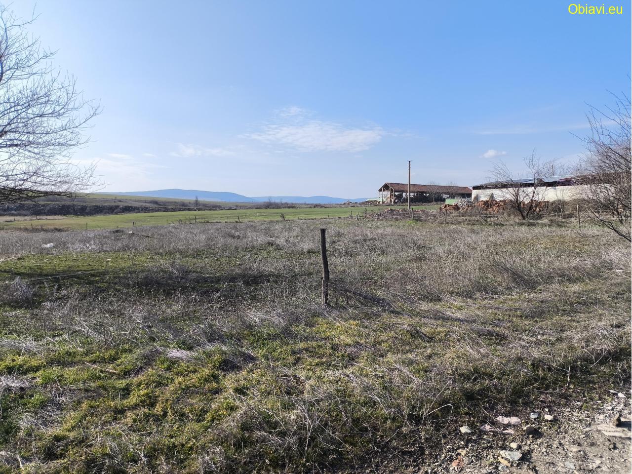 АТРАКТИВЕН ПАРЦЕЛ в село Яздач - за Жилищно строителство, Каравана или ФЕЦ - ИЗГОДНО