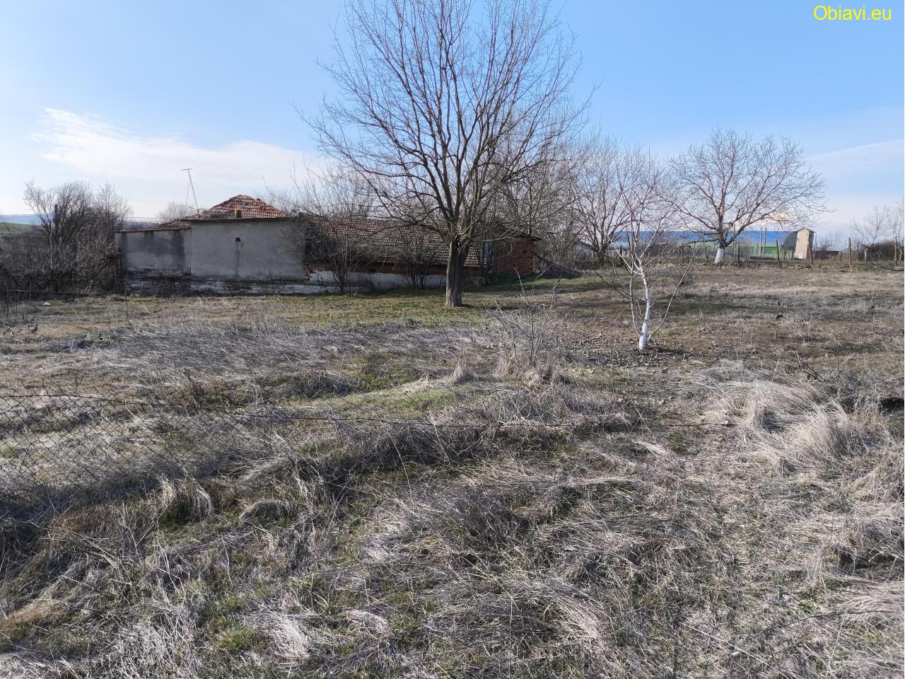 АТРАКТИВЕН ПАРЦЕЛ в село Яздач - за Жилищно строителство, Каравана или ФЕЦ - ИЗГОДНО