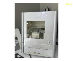5-осна зъботехническа фреза Roland DWX-52D